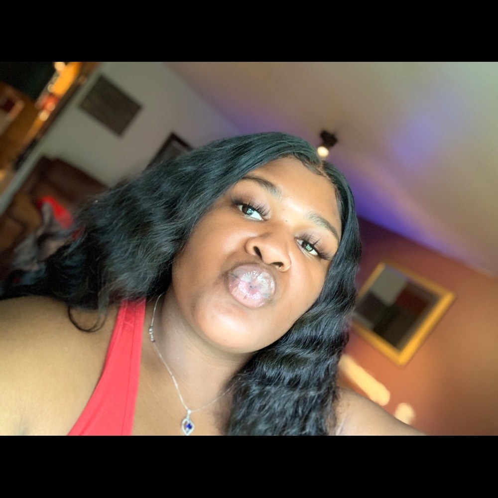 Meet your Posher, Keyona